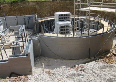 Curved ICF Wall